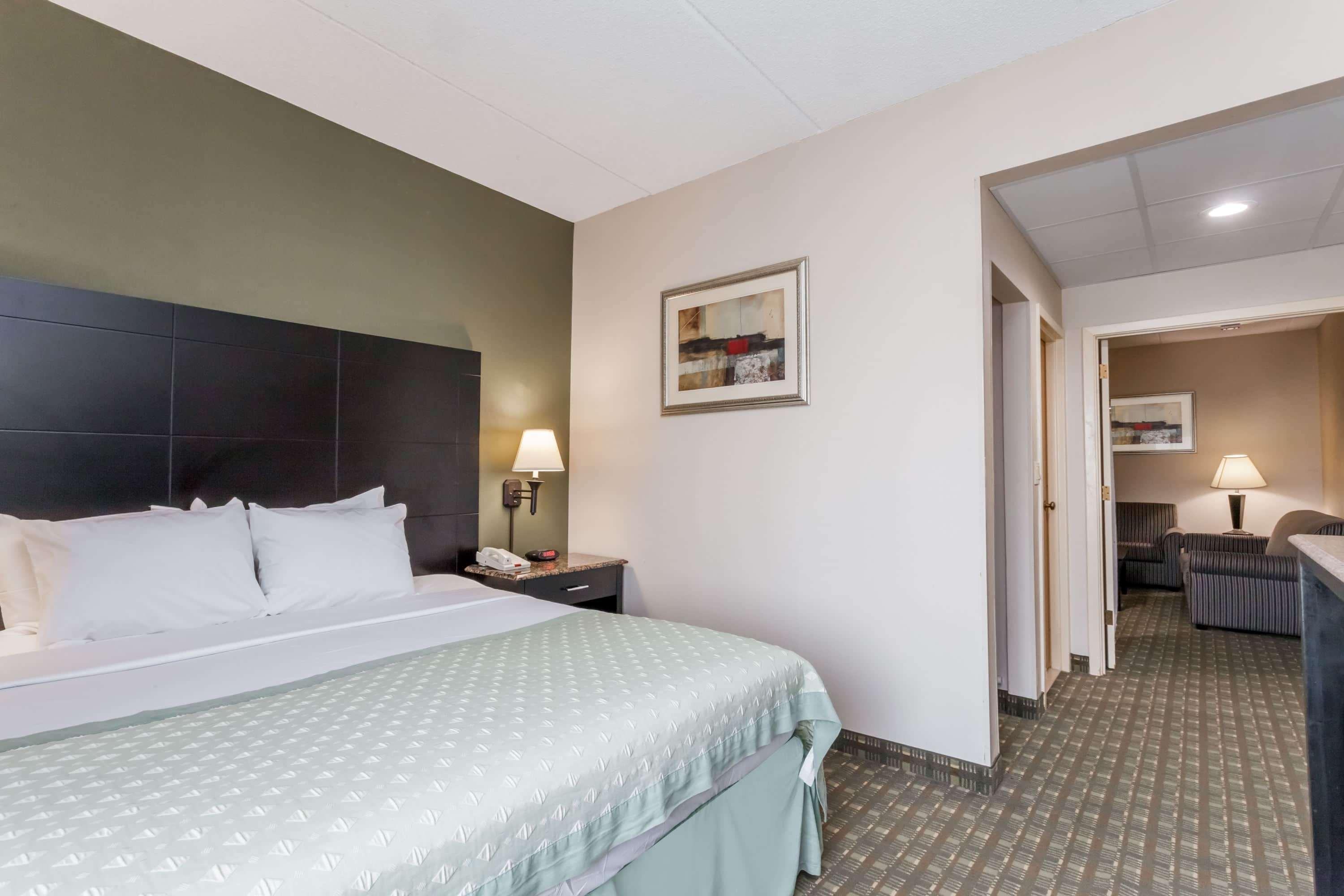 Ramada By Wyndham Newburgh/West Point Hotell Eksteriør bilde